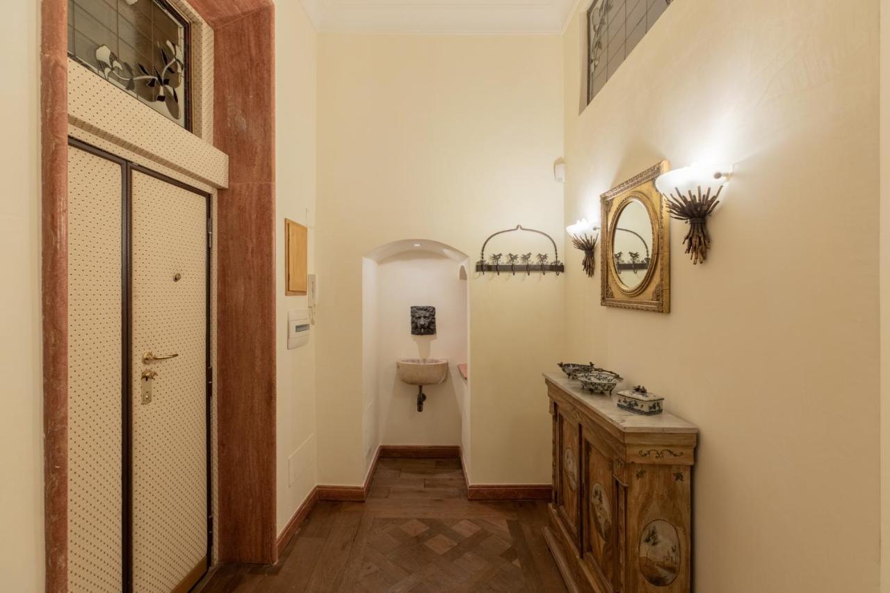 Iflat Elegant And Luxury Apartment Near Pantheon Rome Buitenkant foto