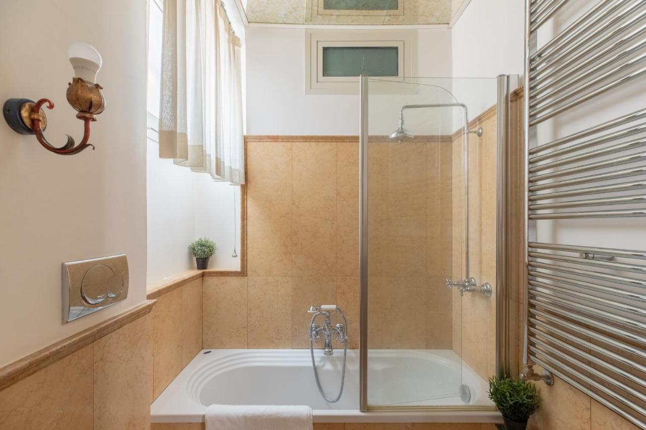 Iflat Elegant And Luxury Apartment Near Pantheon Rome Buitenkant foto